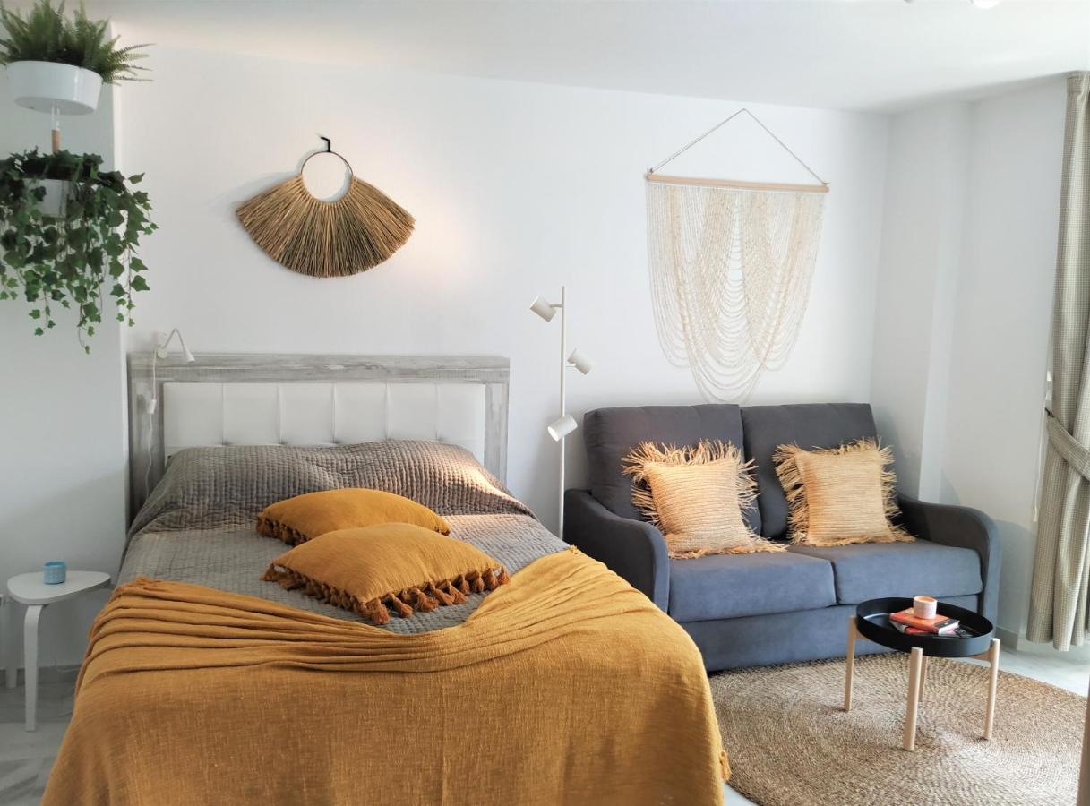 Apartament Dona Carlota Gardens, Sea Views, Pool, Restaurant Torremolinos Zewnętrze zdjęcie